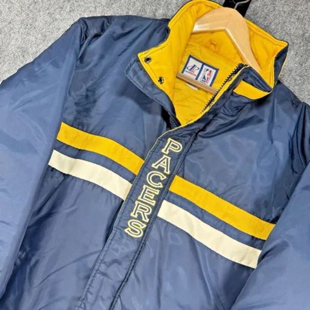 Vintage Logo Athletic Offical NBA Indiana Pacers Full Zip Puffer Jacket XL